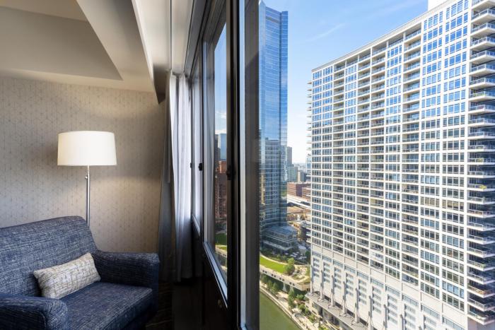 holiday inn chicago dwtn the mart by ihg