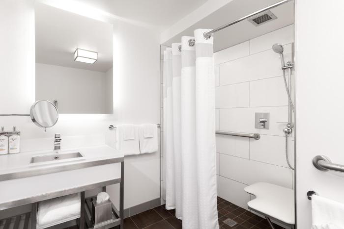 holiday inn chicago dwtn the mart by ihg