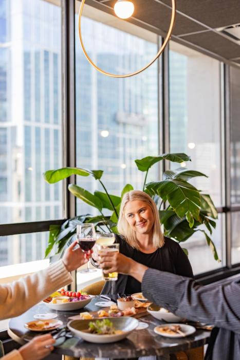 holiday inn chicago dwtn the mart by ihg