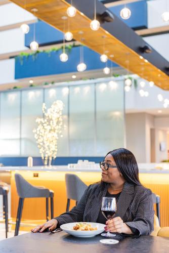holiday inn chicago dwtn the mart by ihg