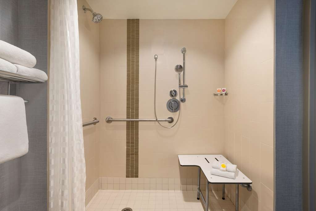 hyatt place chicago schaumburg