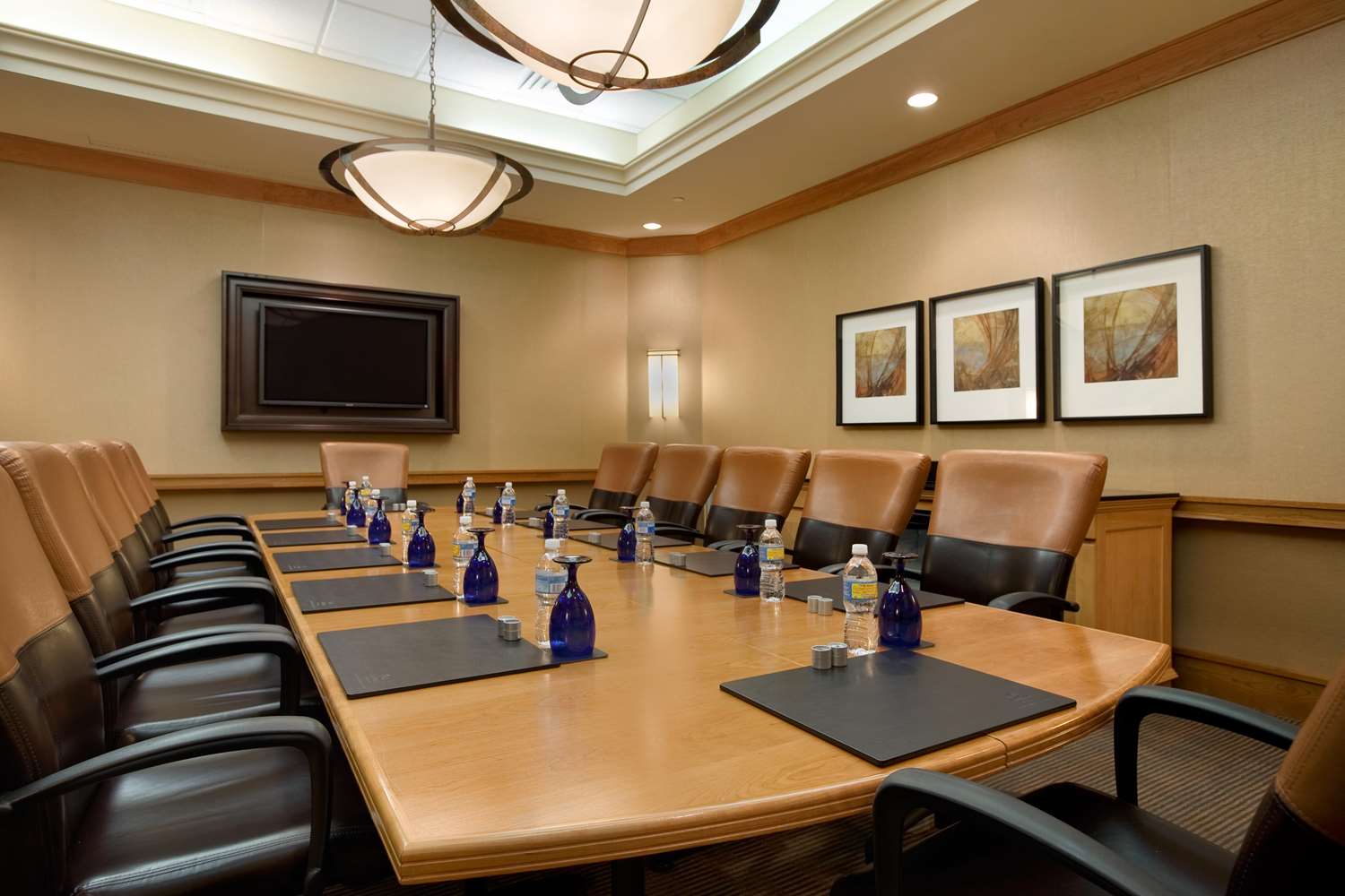 hilton chicago oak brook suites