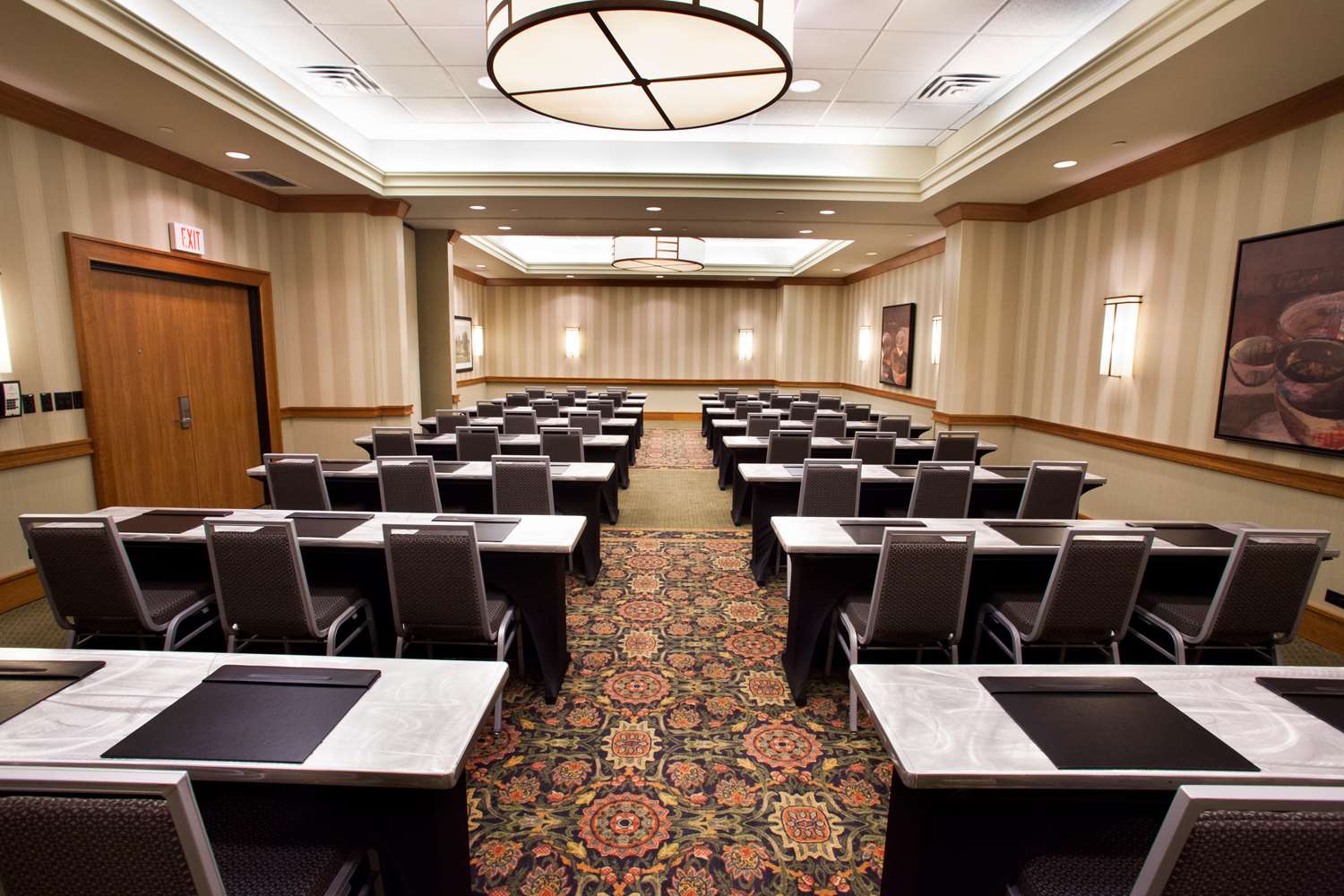 hilton chicago oak brook suites