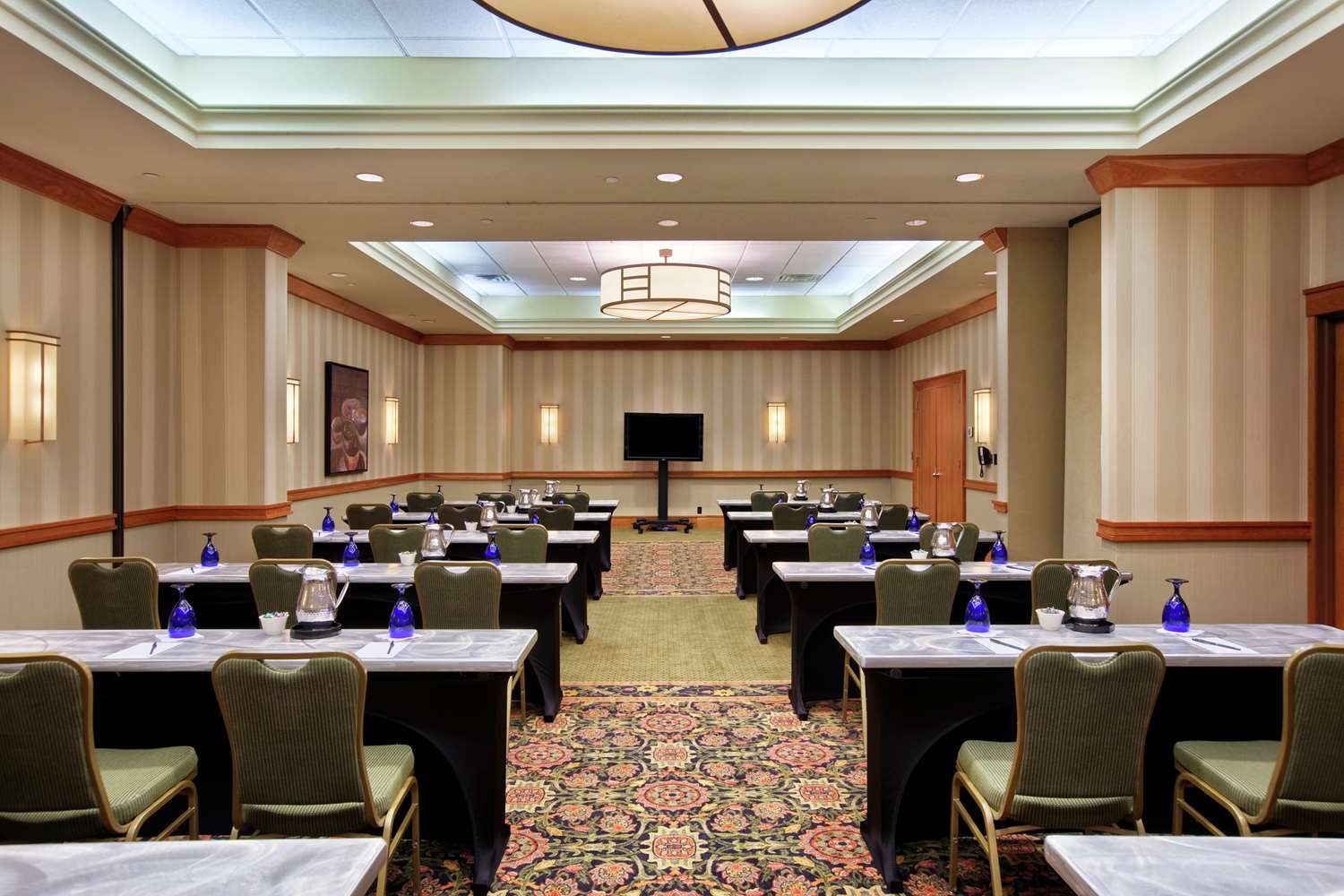 hilton chicago oak brook suites