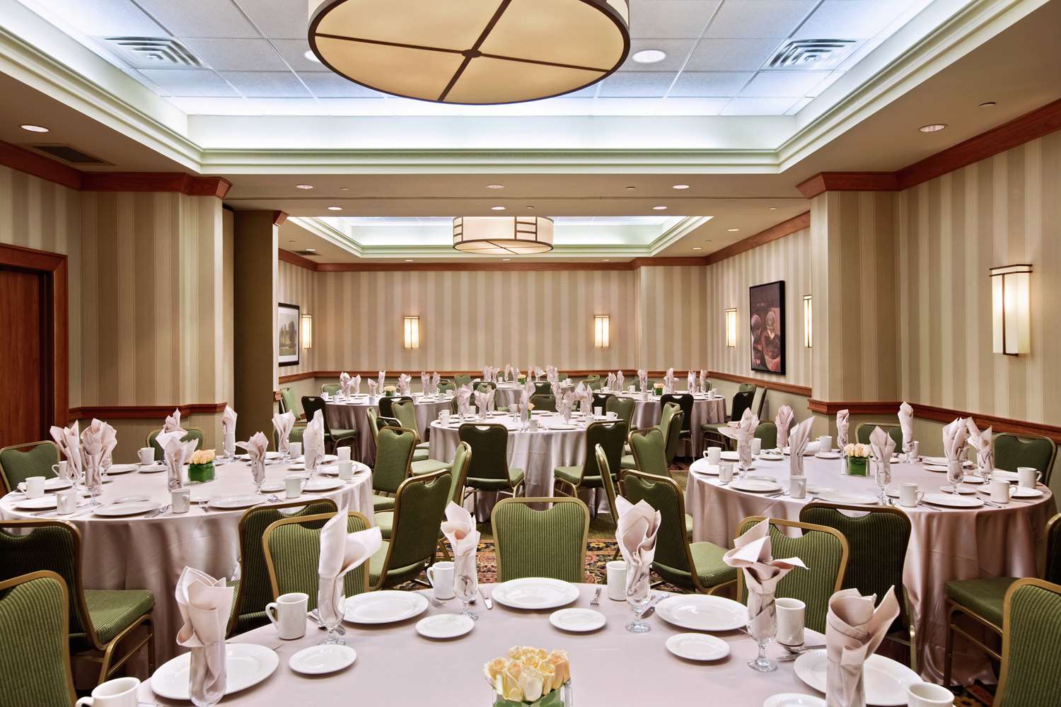 hilton chicago oak brook suites