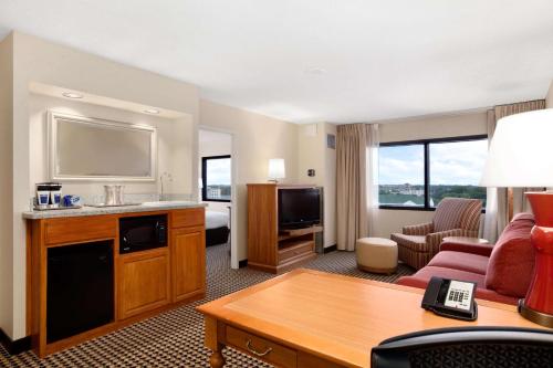 hilton chicago oak brook suites