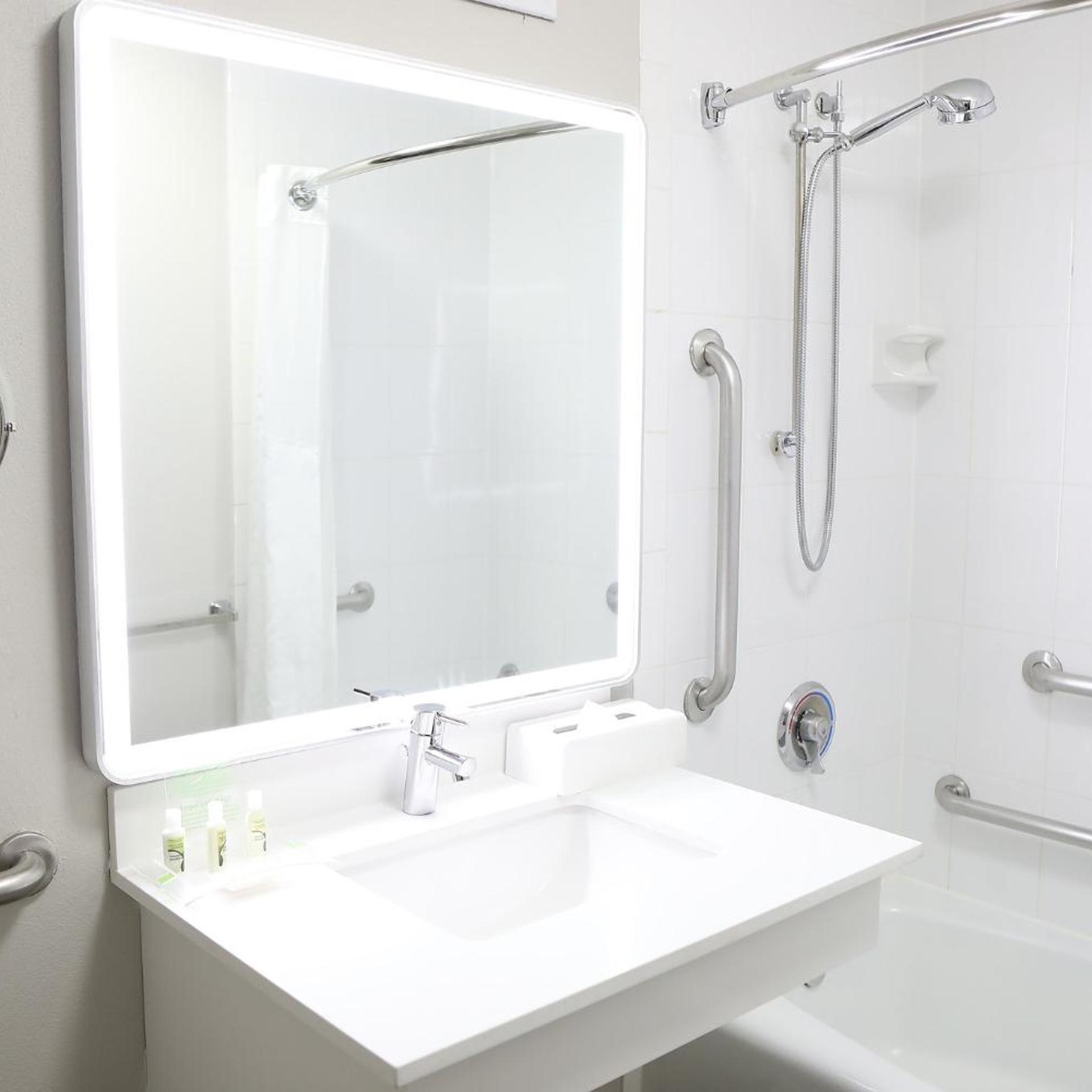 holiday inn chicago oakbrook by ihg