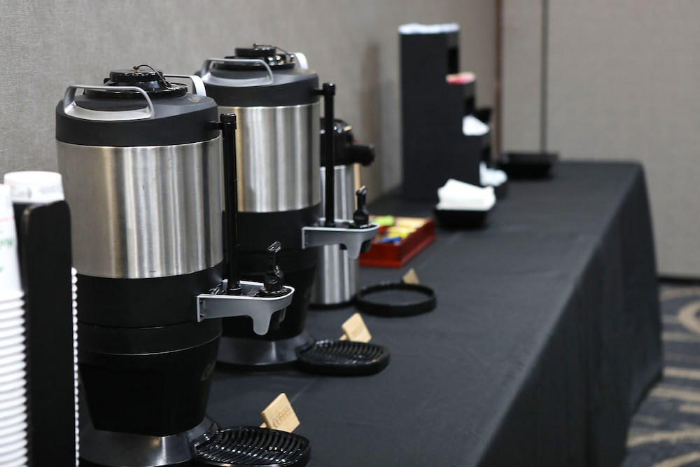 holiday inn chicago oakbrook by ihg