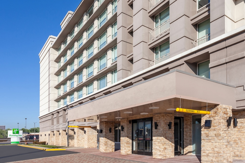holiday inn chicago oakbrook by ihg