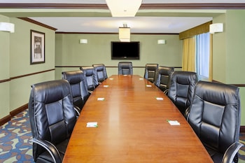 holiday inn chicago oakbrook by ihg