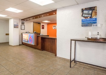 Motel 6 Prospect Heights, Il,Chicago>>Bellwood,2 star