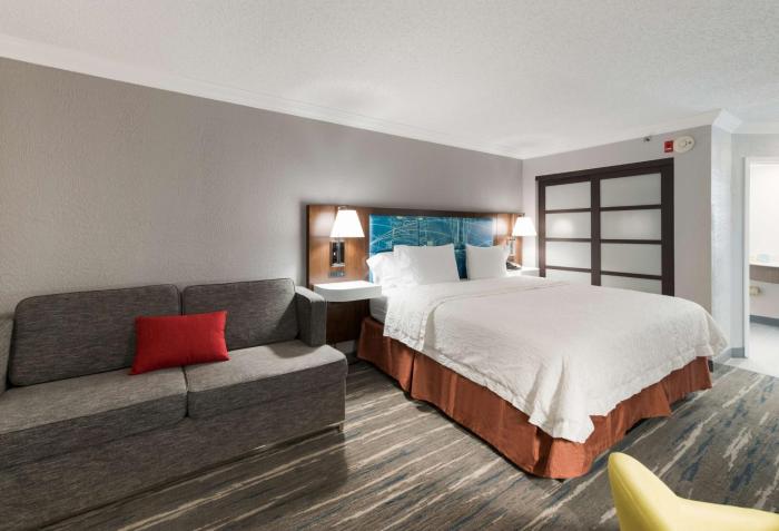 hampton inn and suites chicago hoffman estates