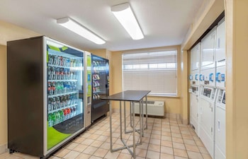 extended stay america select suites chicago lombard oakbrook