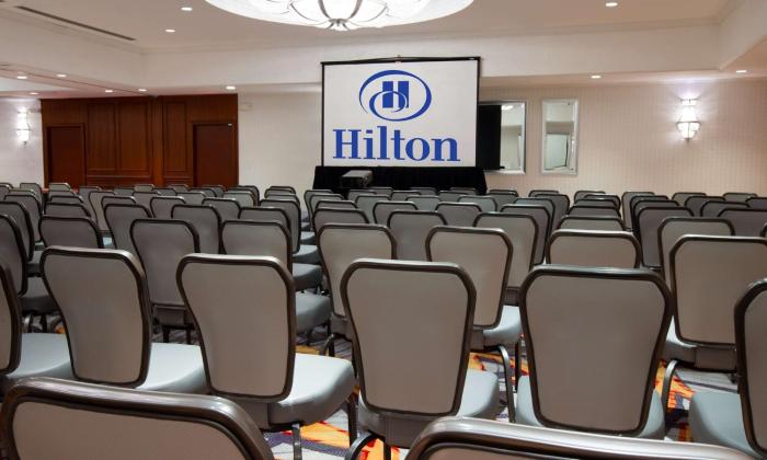 hilton chicago northbrook