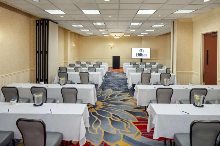 hilton chicago northbrook