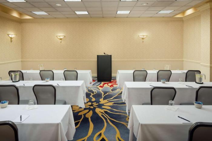 hilton chicago northbrook