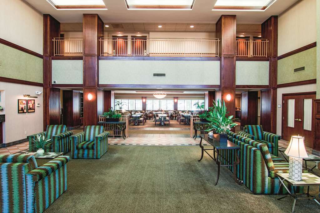 la quinta inn and suites by wyndham bannockburn deerfield