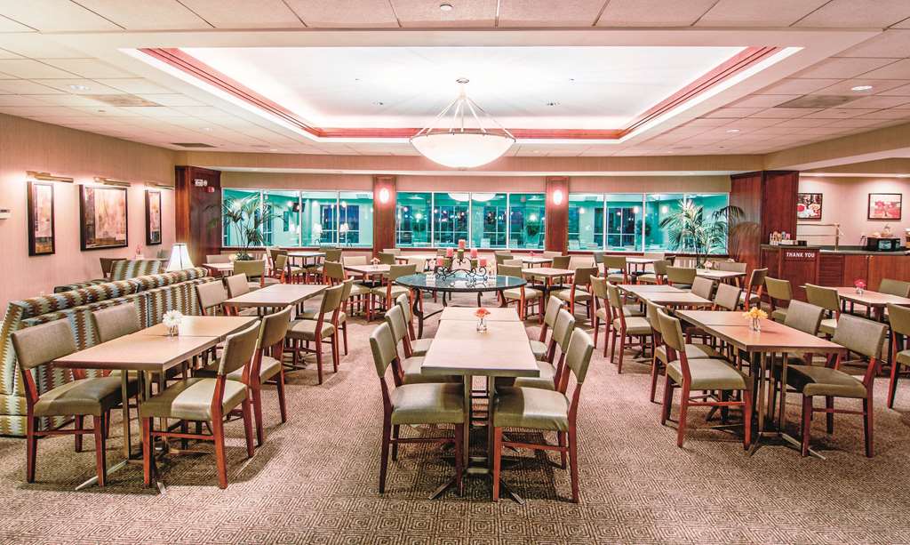 la quinta inn and suites by wyndham bannockburn deerfield