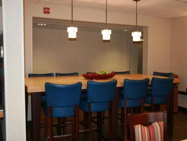 hampton inn chicago elgin i 90