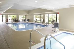 hampton inn chicago elgin i 90