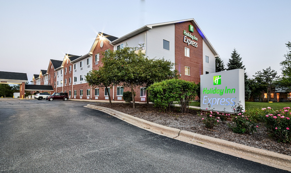 holiday inn express chicago nw vernon hills by ihg