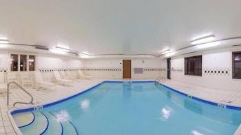 Holiday Inn Express Chicago Nw - Vernon Hills By Ihg,Deerfield>>Chicago,3 star