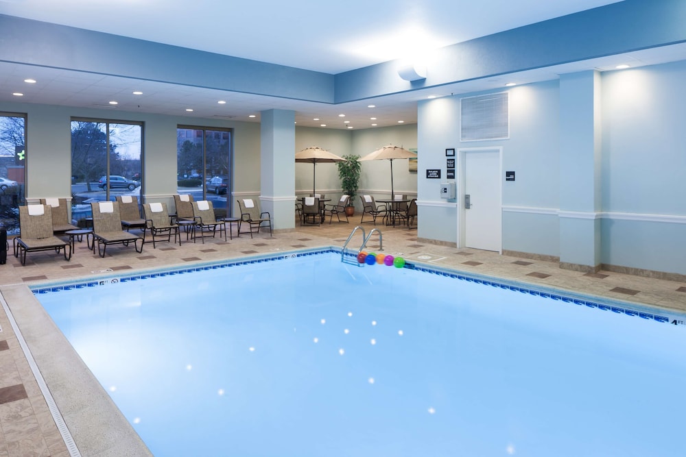 hampton inn and suites chicago north shore skokie
