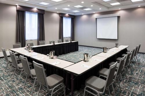 hampton inn and suites chicago north shore skokie