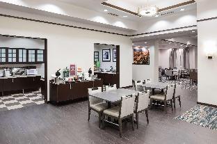 hampton inn and suites chicago north shore skokie
