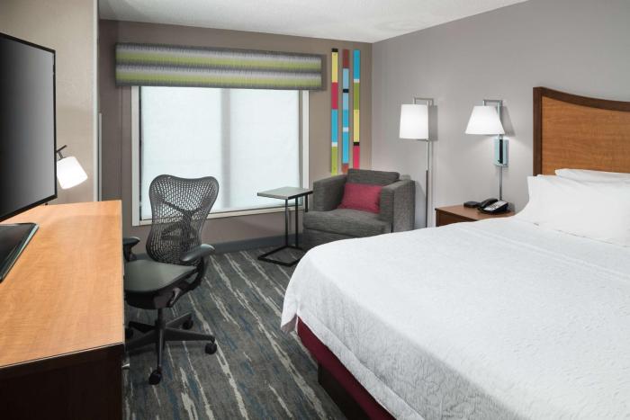 hampton inn and suites chicago north shore skokie