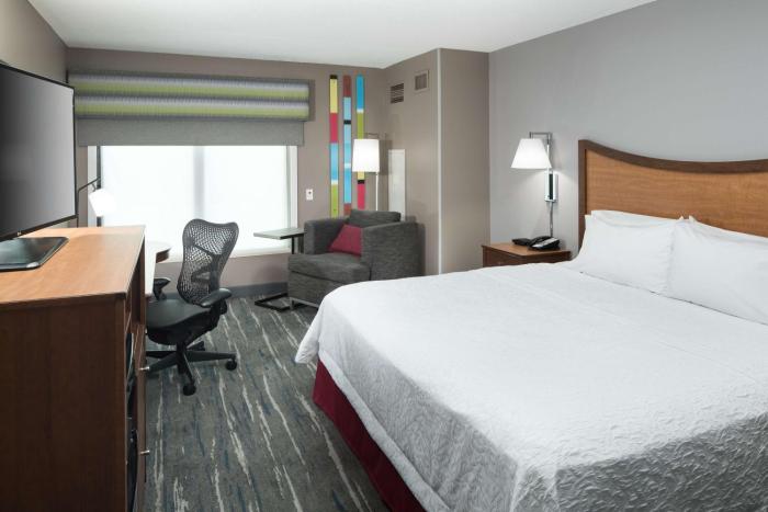 hampton inn and suites chicago north shore skokie