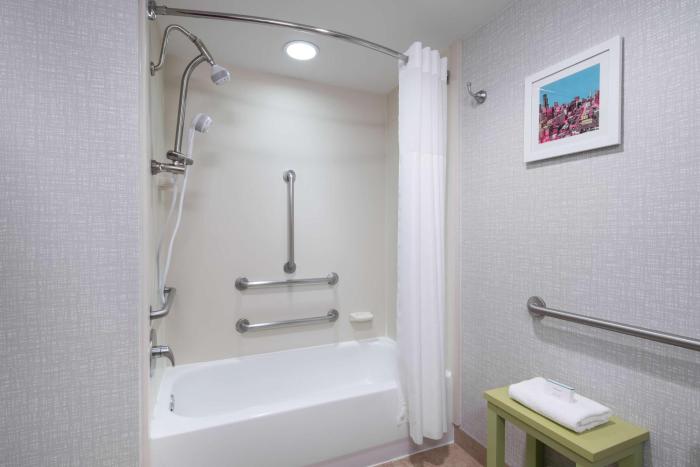 hampton inn and suites chicago north shore skokie