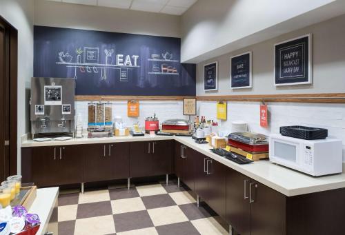 hampton inn and suites chicago north shore skokie