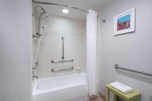 hampton inn and suites chicago north shore skokie