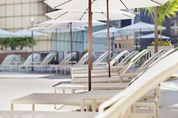 doubletree by hilton chicago magnificent mile