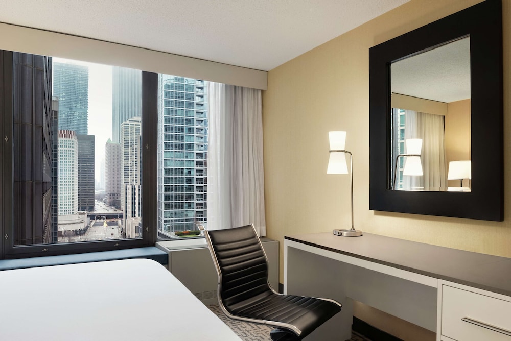 doubletree by hilton chicago magnificent mile