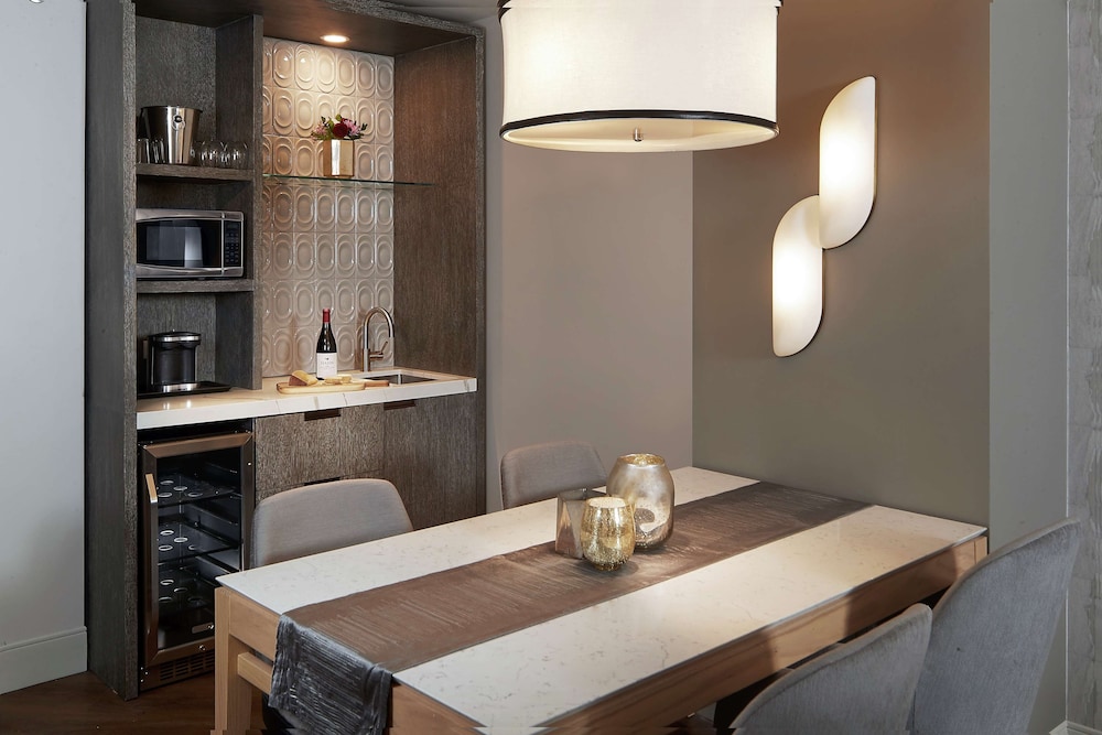 doubletree by hilton chicago magnificent mile