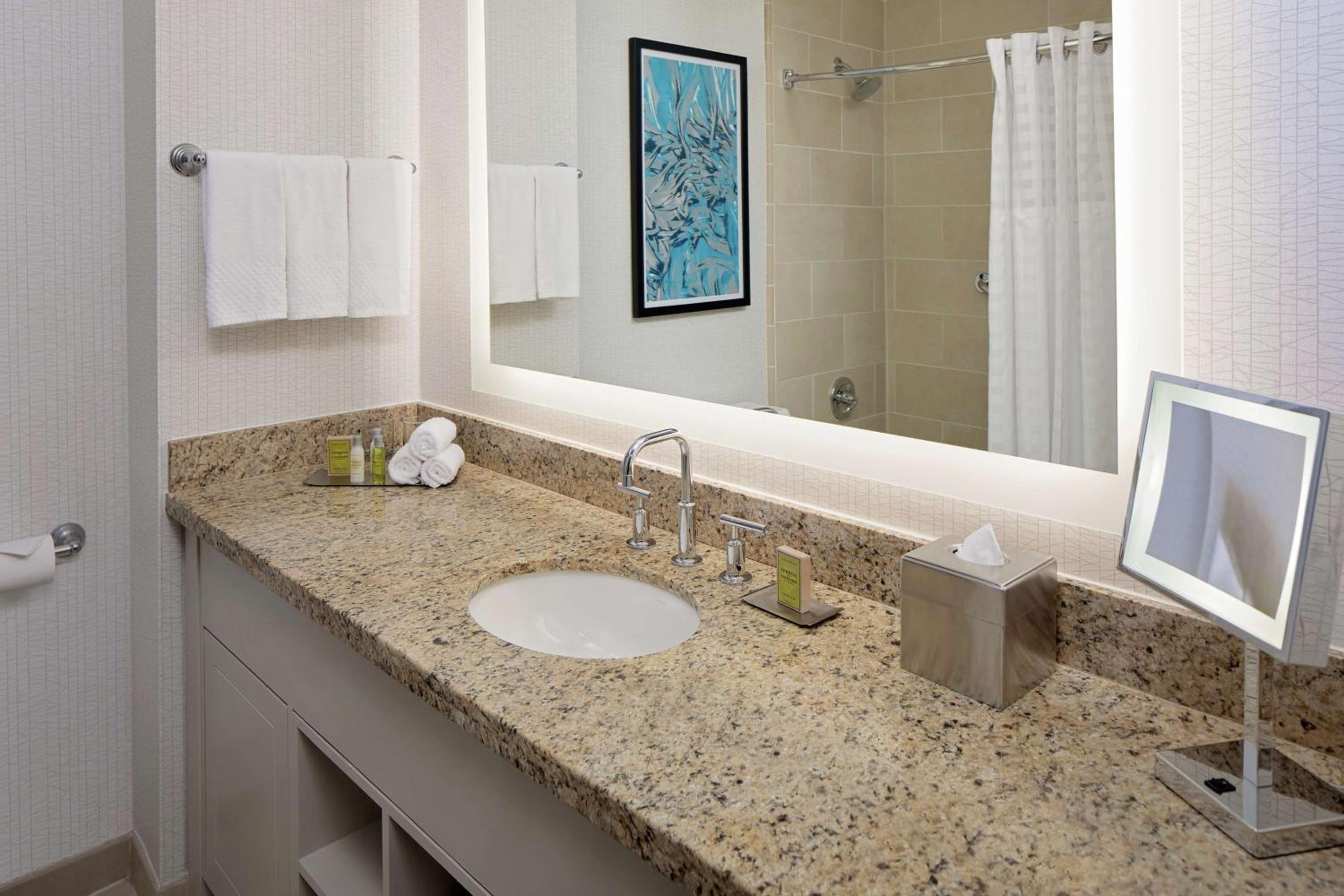 doubletree by hilton chicago magnificent mile