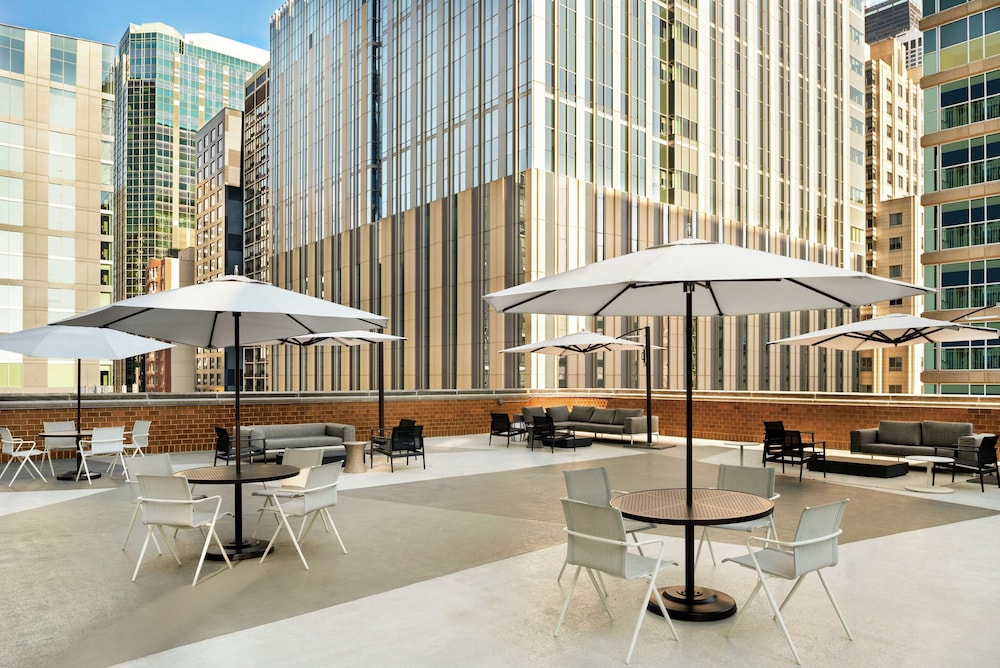 doubletree by hilton chicago magnificent mile