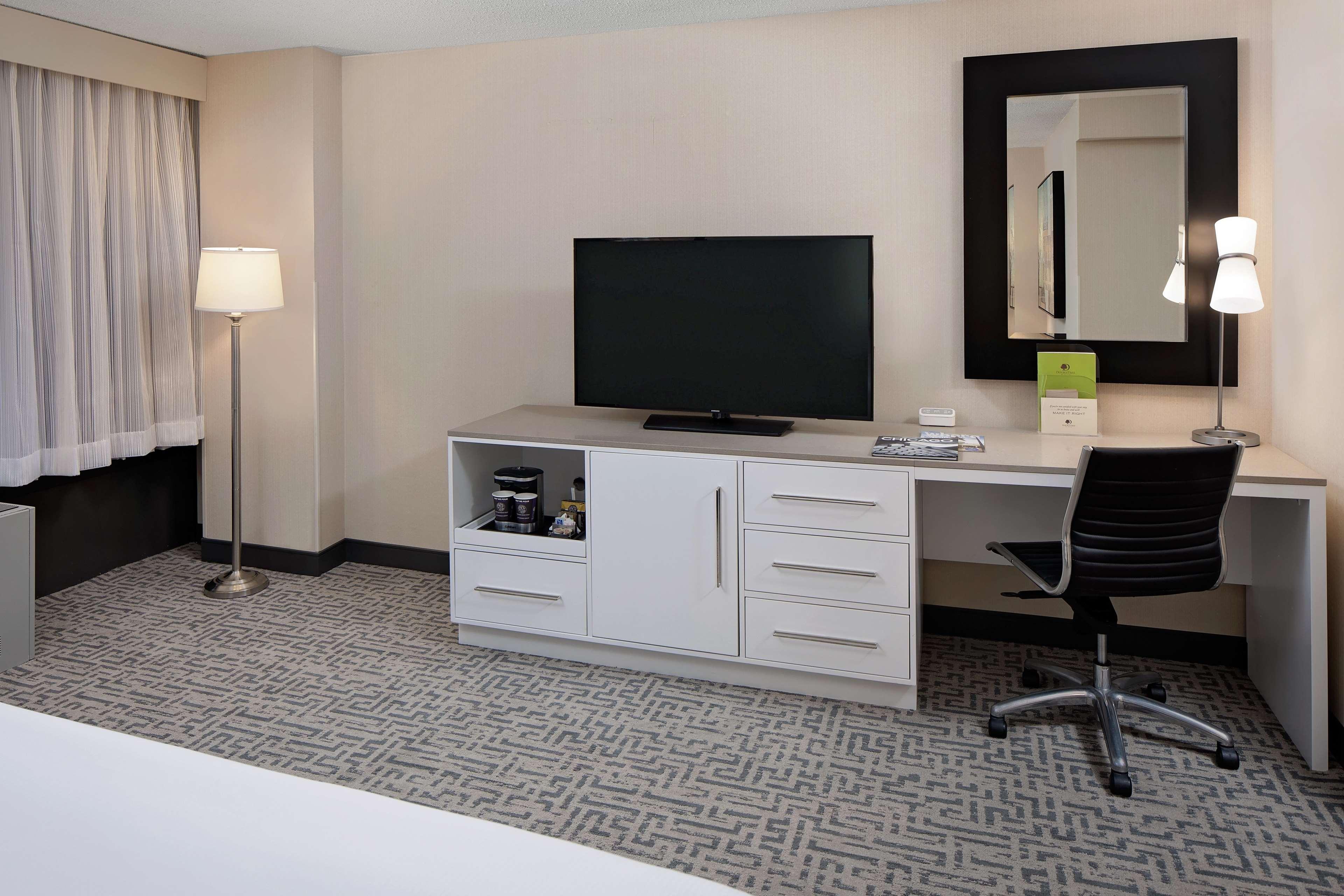 doubletree by hilton chicago magnificent mile