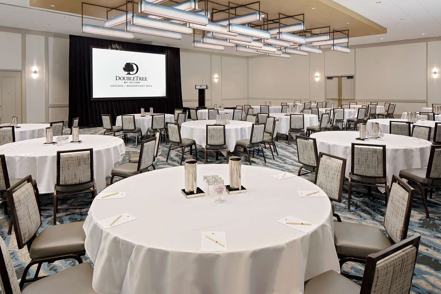 doubletree by hilton chicago magnificent mile