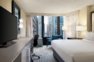 doubletree by hilton chicago magnificent mile
