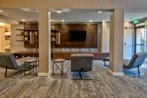 courtyard chicago st charles