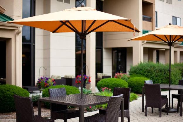 courtyard chicago st charles