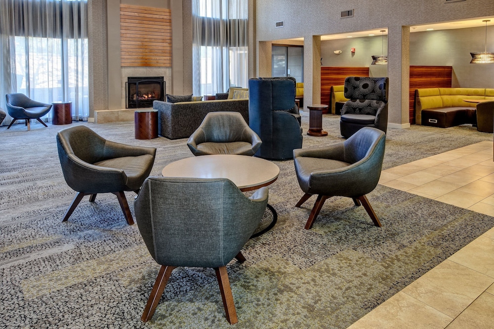 courtyard chicago st charles