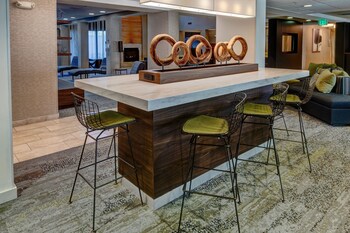 courtyard chicago st charles