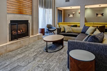 courtyard chicago st charles