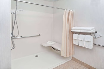 red lion inn and suites elk grove village