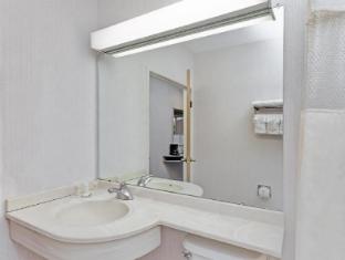 red lion inn and suites elk grove village