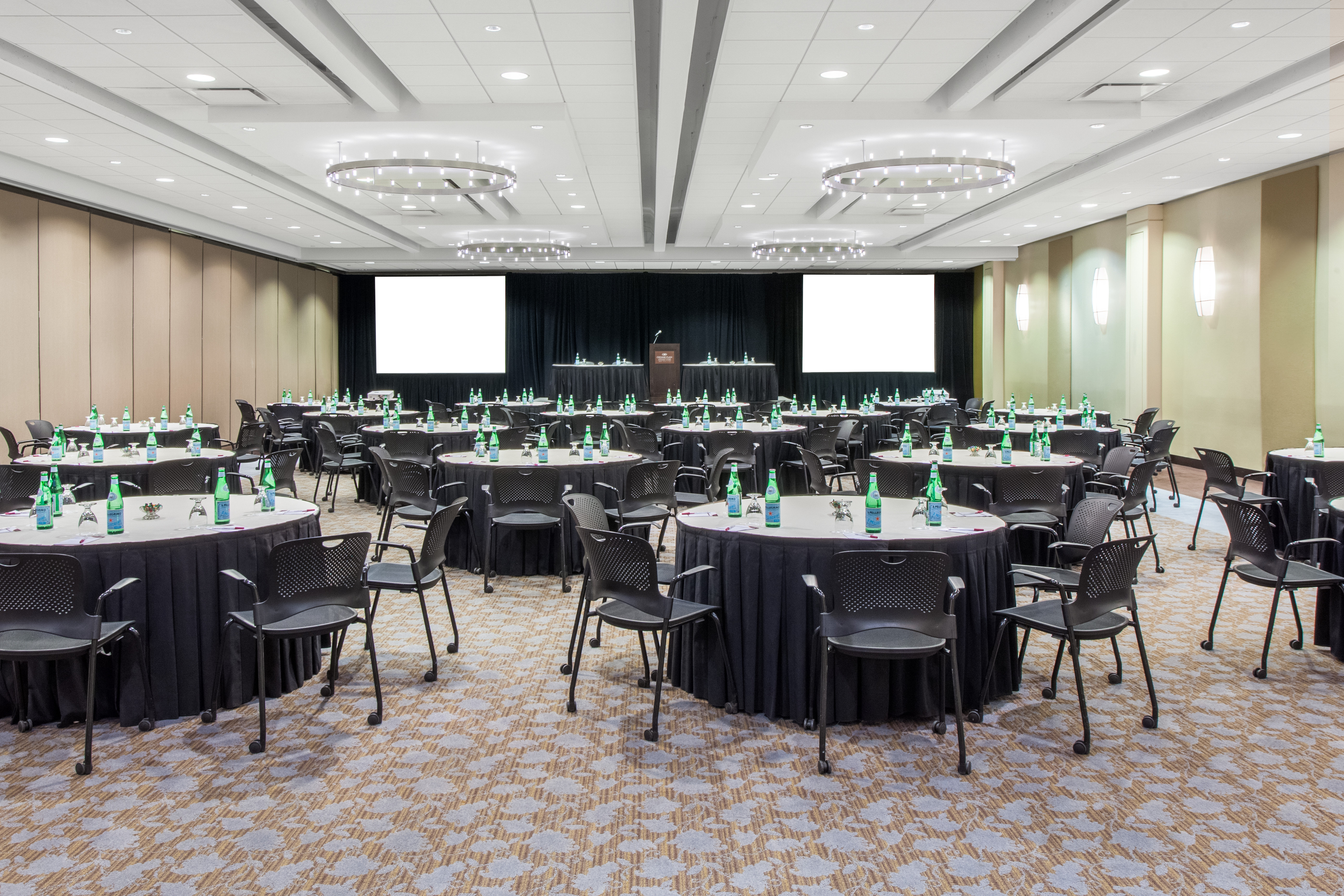crowne plaza chicago ohare hotel and conf ctr by ihg